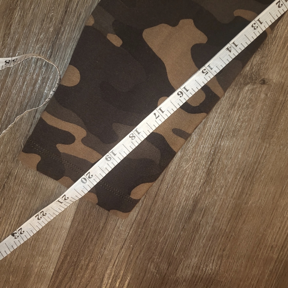 New York & Company Street Soho Women's 3/4 sleeves midi bodycorn camo dress - Picture 12 of 14